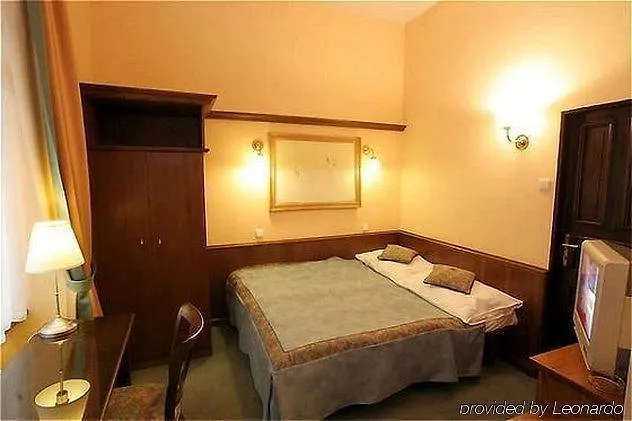 Design Hotel Jewel Prague 4*,