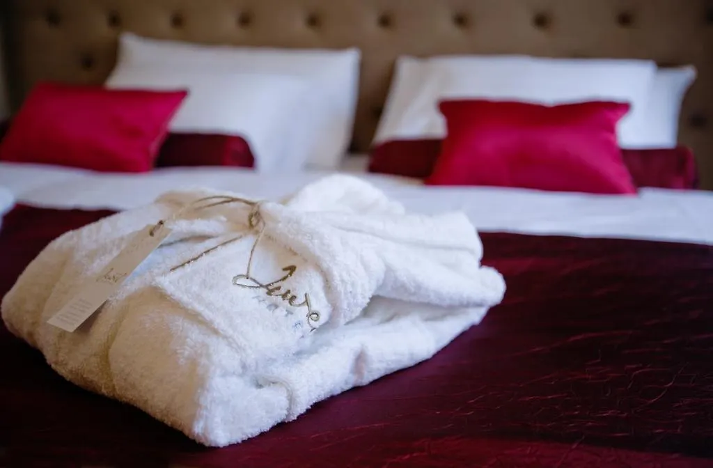 Design Hotel Jewel Prague 4*,